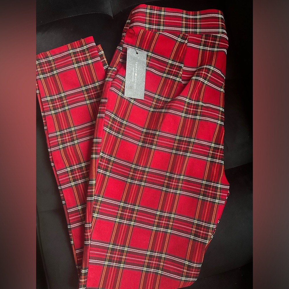 New Tommy Hilfiger Medium Red Tartan Plaid Slim Leg Pants Logo Charm